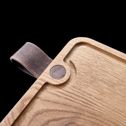 SKREBRT MED SAFTRILLE OG LDER 27 X 46 cm 