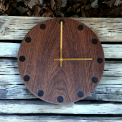 VGUR P5, Oversized Dots